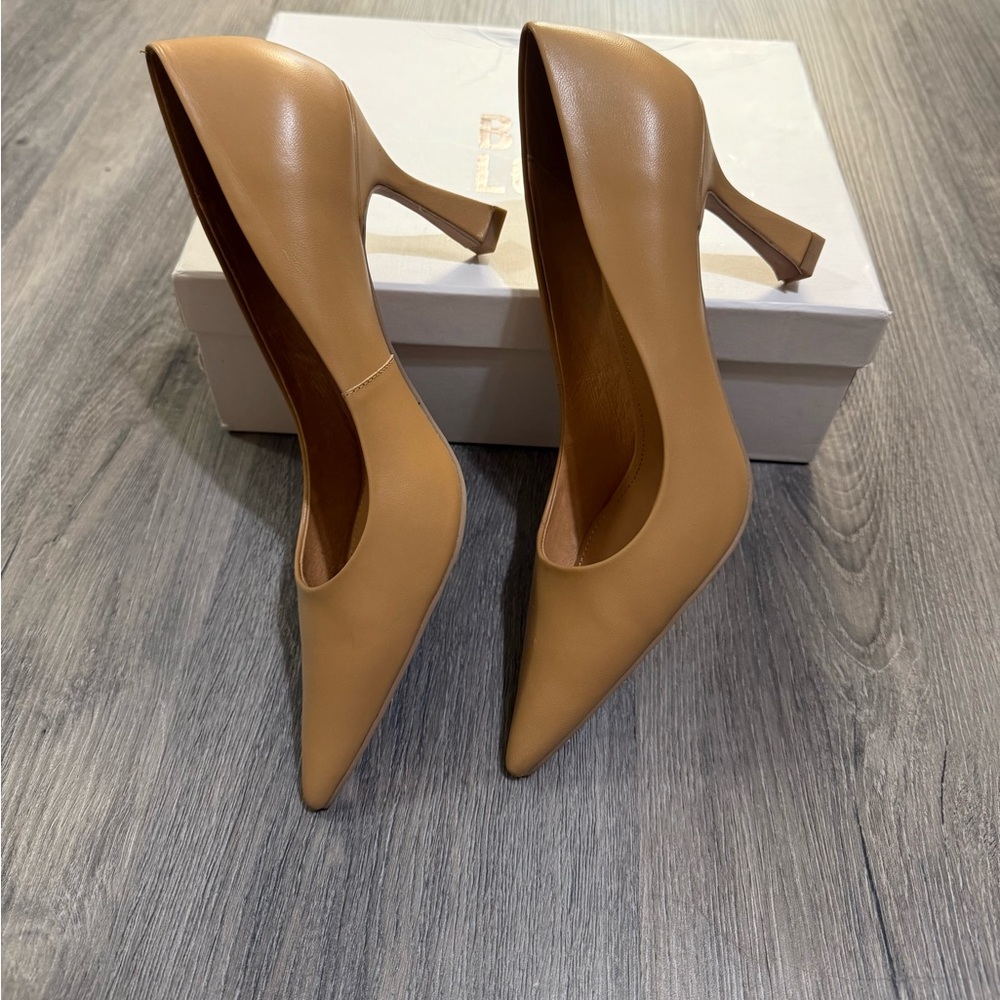 Bibi Lou Leather Honey Beige Pointed Toe High Heel Pumps SZ 39 Brand New In Box - Picture 5 of 6